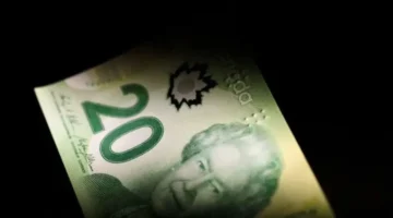 صعود أسعار النفط يدفع الدولار الكندي لتصدر عملات مجموعة العشر عالمياً